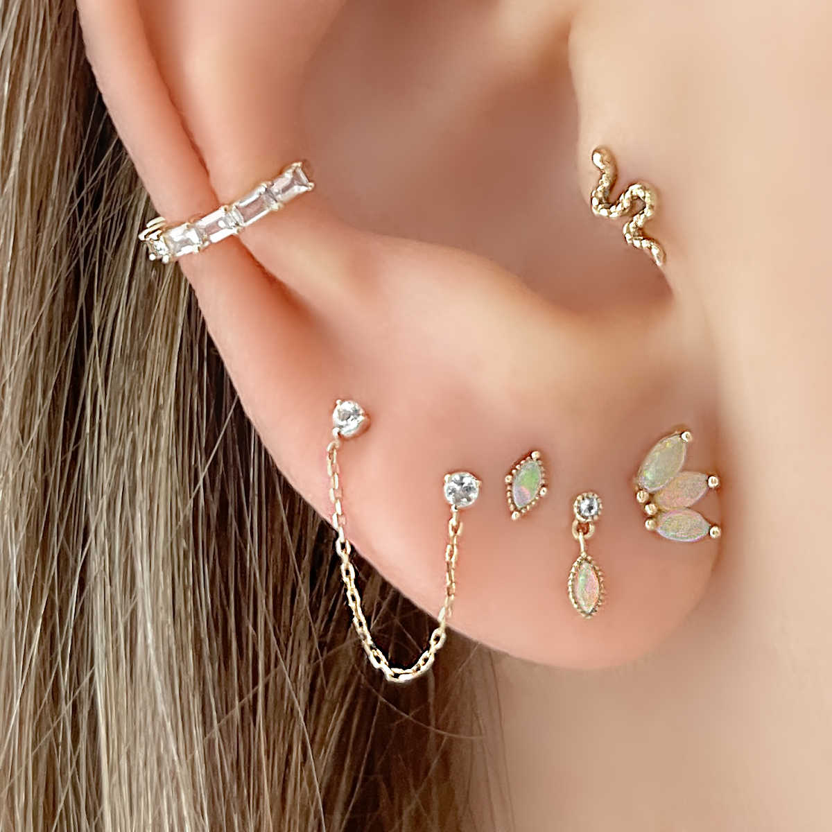 Baguette Necklace & Ear Cuff Gift Set