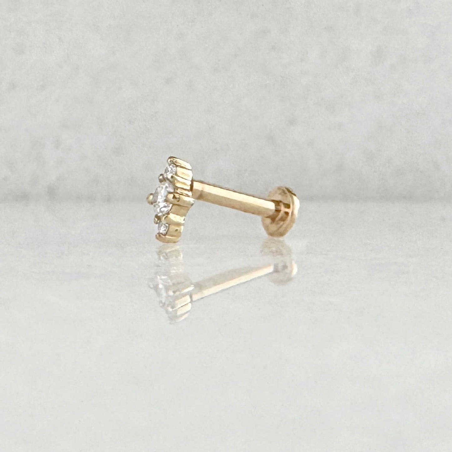 14k Yellow Gold 3-Diamond Flat Back Cartilage Piercing Stud, Side View