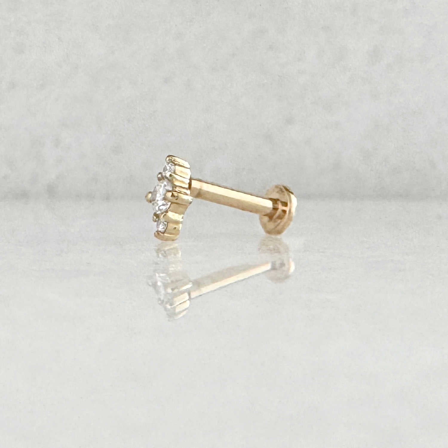 14k Yellow Gold 3-Diamond Flat Back Cartilage Piercing Stud, Side View