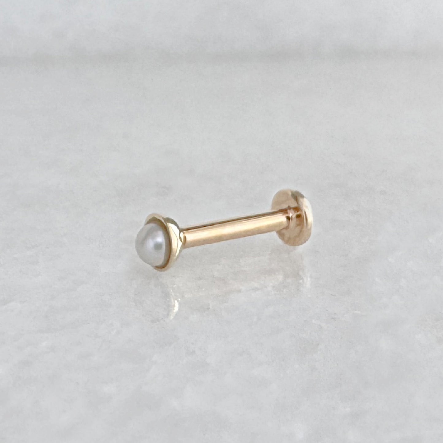 Pearl Flat Back Bezel Earring
