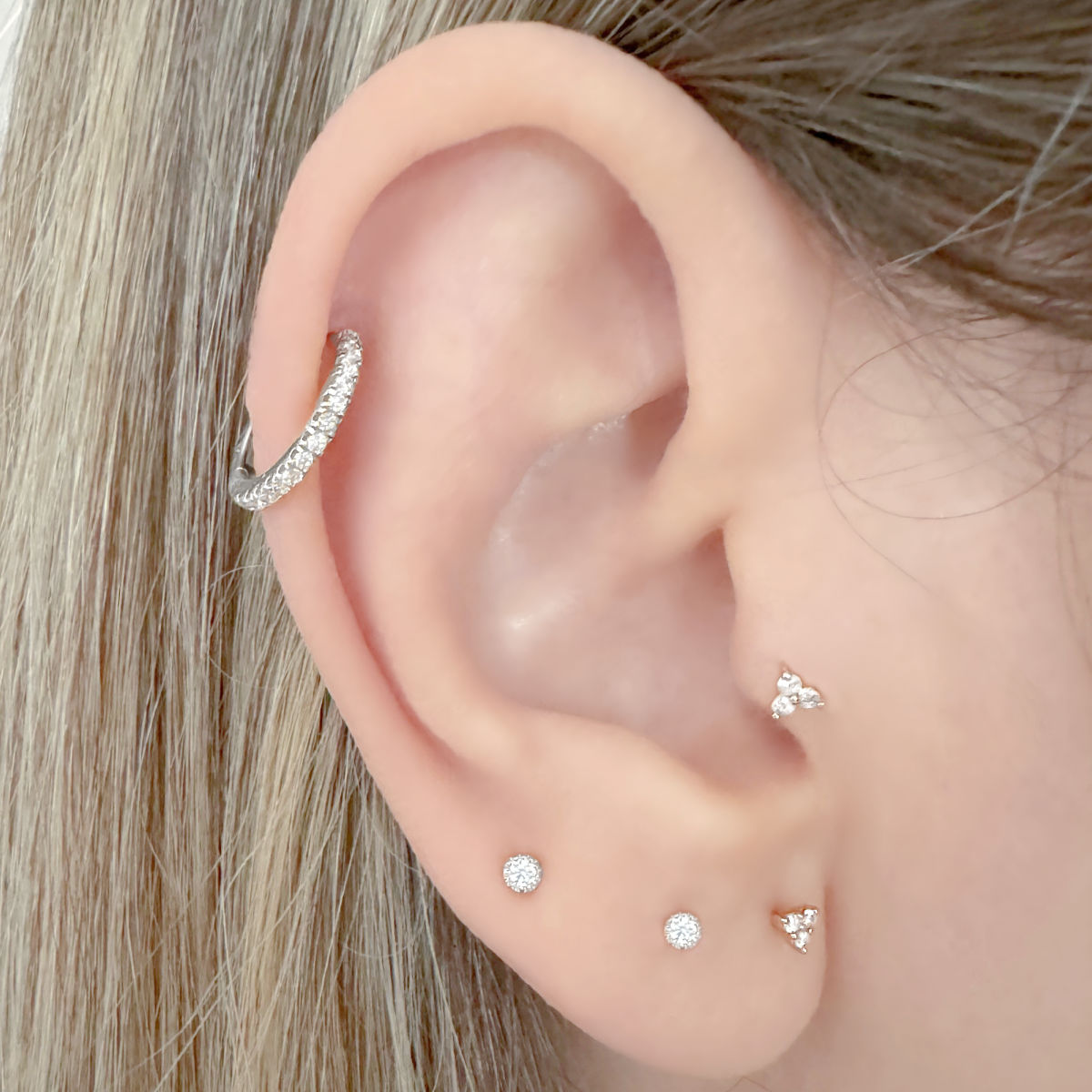 Bezel Stud Screw Back Earring | Silver Cartilage Ball Back Stud on Model